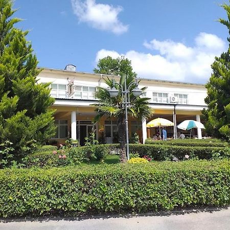 Sheki Avtovagzal Motel Esterno foto