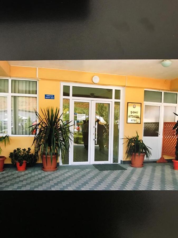 Sheki Avtovagzal Motel Esterno foto